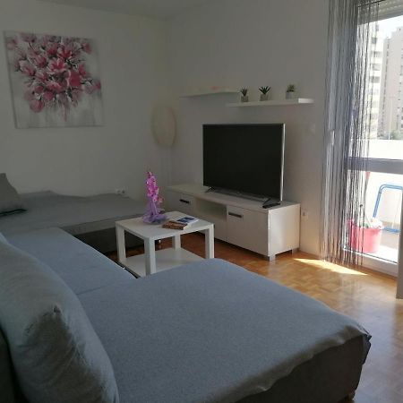 Apartman Petra PUY Exterior foto