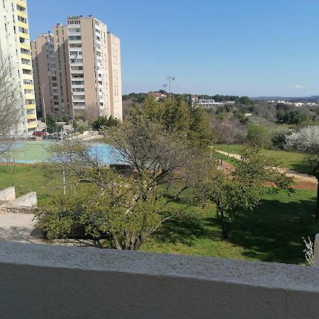 Apartman Petra PUY Exterior foto