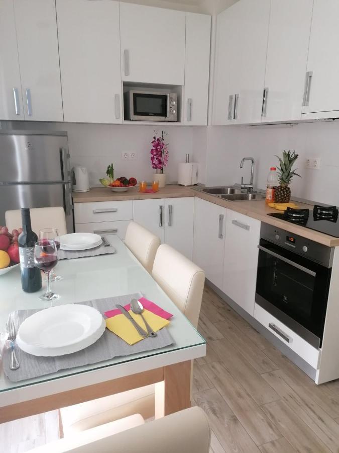 Apartman Petra PUY Exterior foto