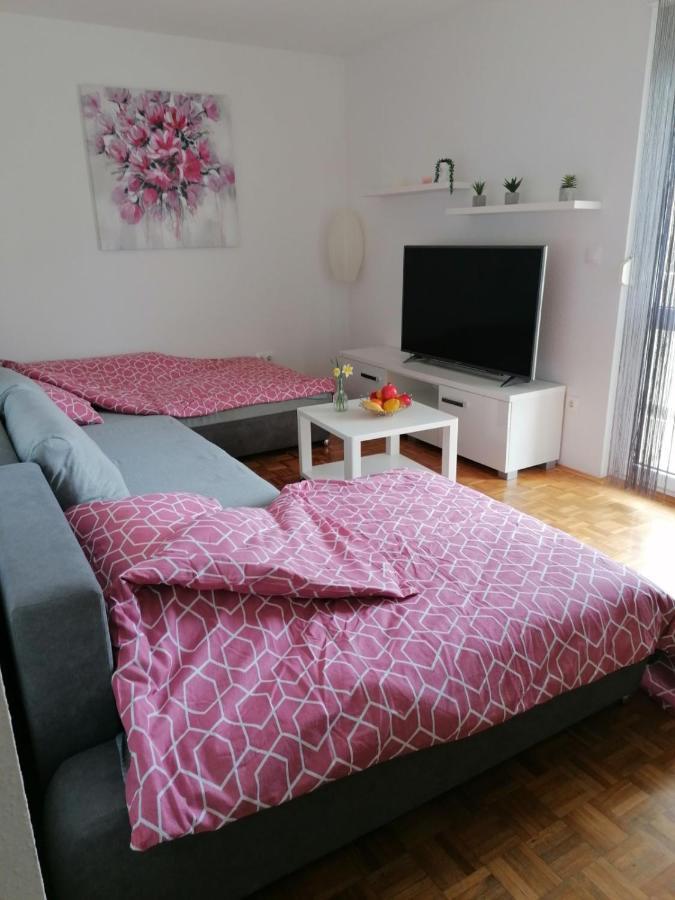 Apartman Petra PUY Exterior foto